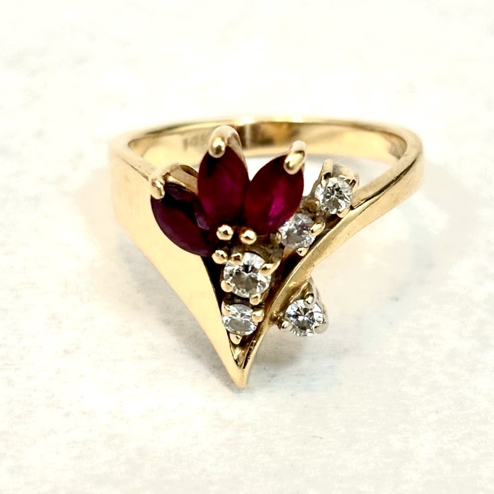 Genuine Vintage 1985 Diamond and Ruby Ring Set in 14k Gold Gorgeous Ring Size 6